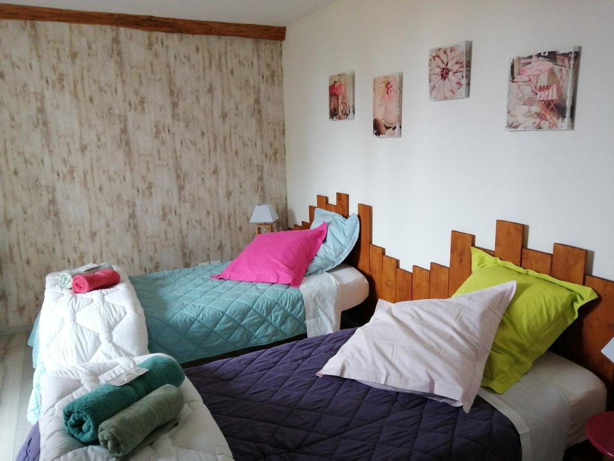 Les Dauphins Apartment Saint-Romain-de-Jalionas Ngoại thất bức ảnh